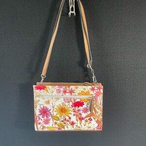 Bueno floral bag with adjustable strap. NWOT